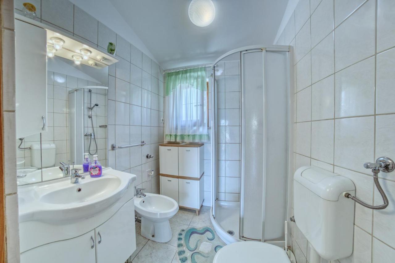 Apartmets Slavica 1644 Банджоле Экстерьер фото