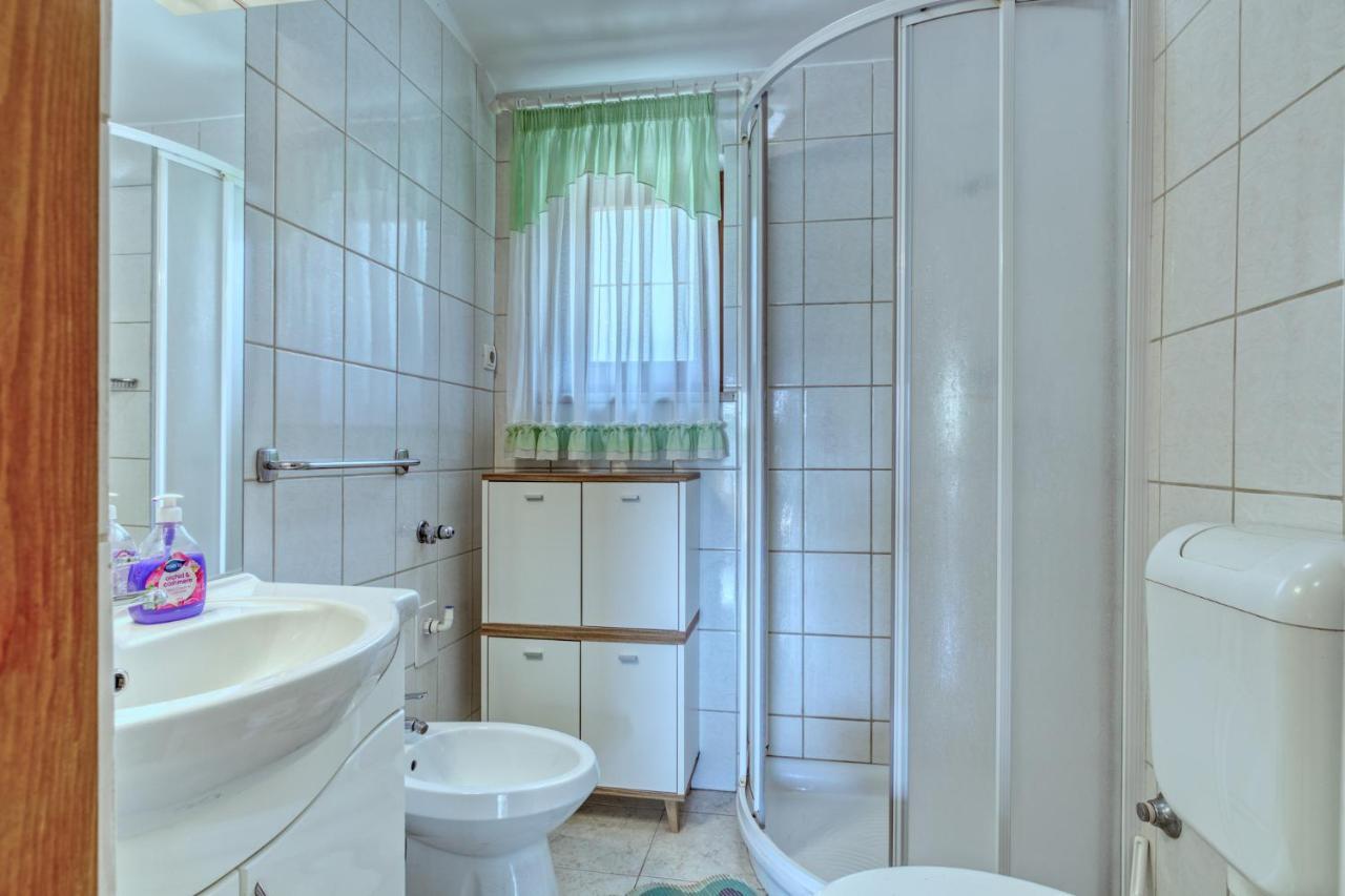 Apartmets Slavica 1644 Банджоле Экстерьер фото